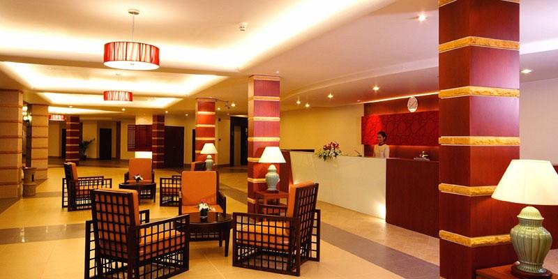 Kalim Resort Patong Luaran gambar