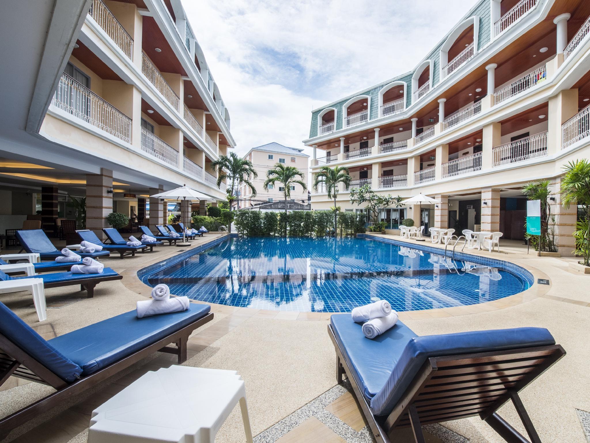Kalim Resort Patong Luaran gambar