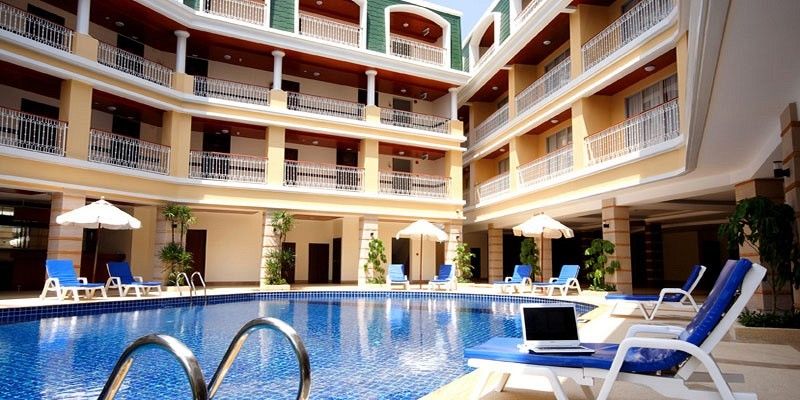 Kalim Resort Patong Luaran gambar