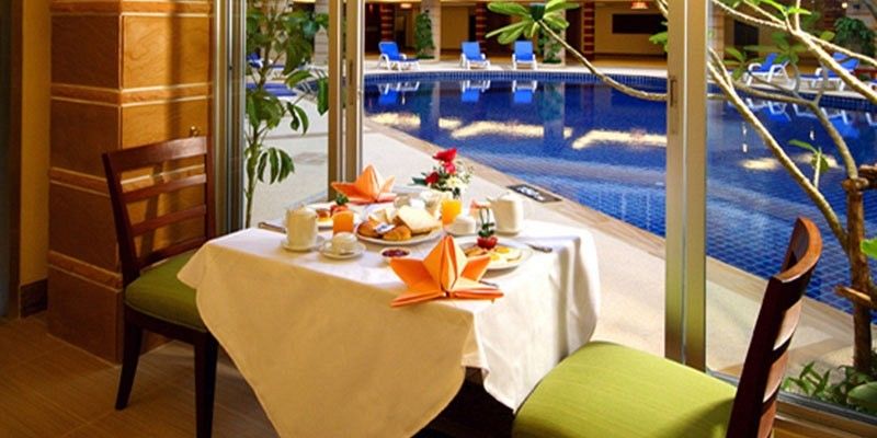 Kalim Resort Patong Luaran gambar